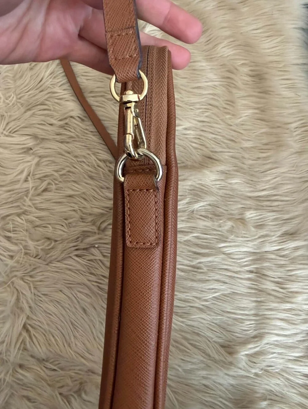 Michael Kors Brown Leather Crossbody Laptop Bag Brown Unisex‎